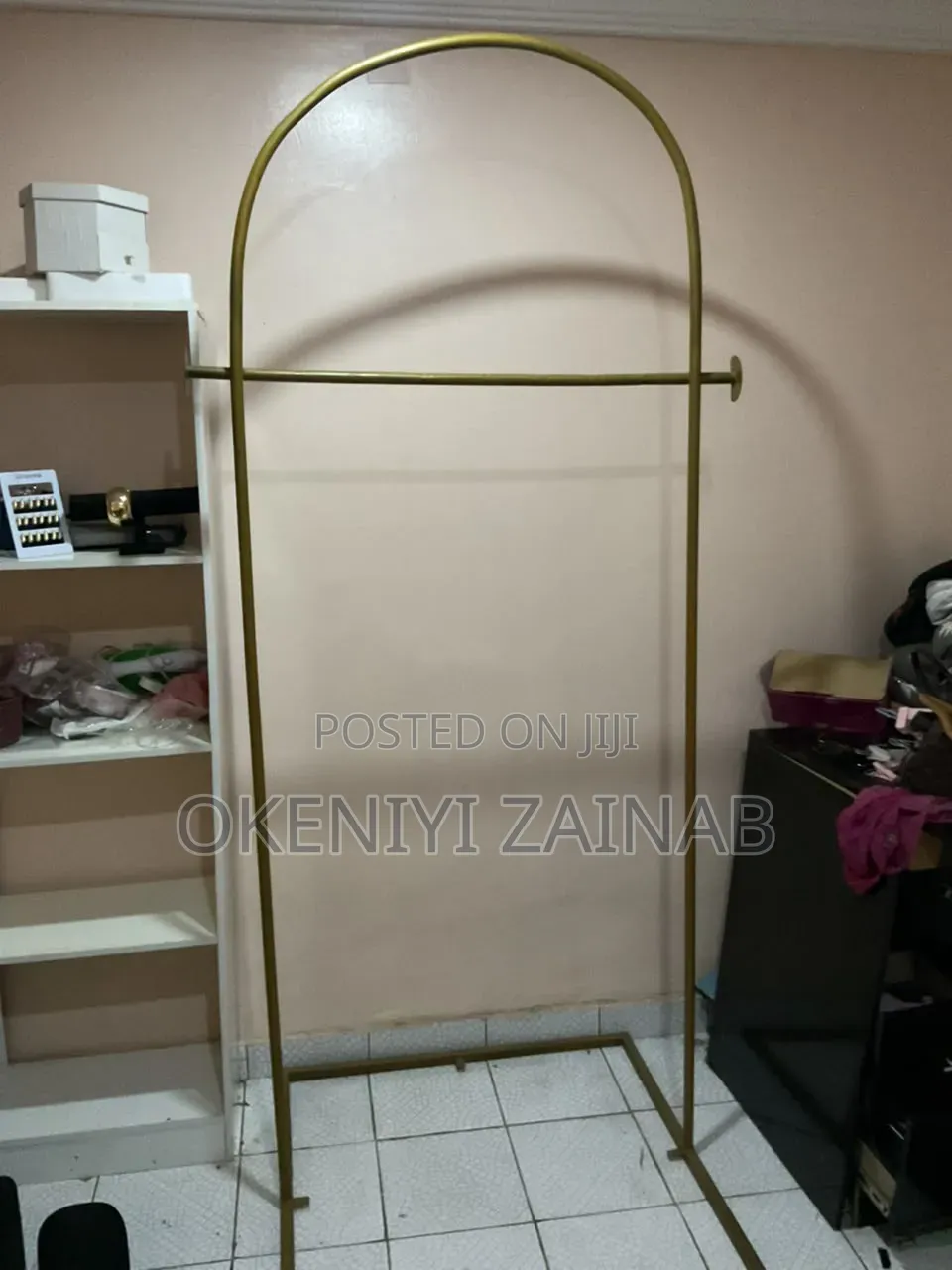 Gold Metal Clothes Rack / Boutique Display Rack