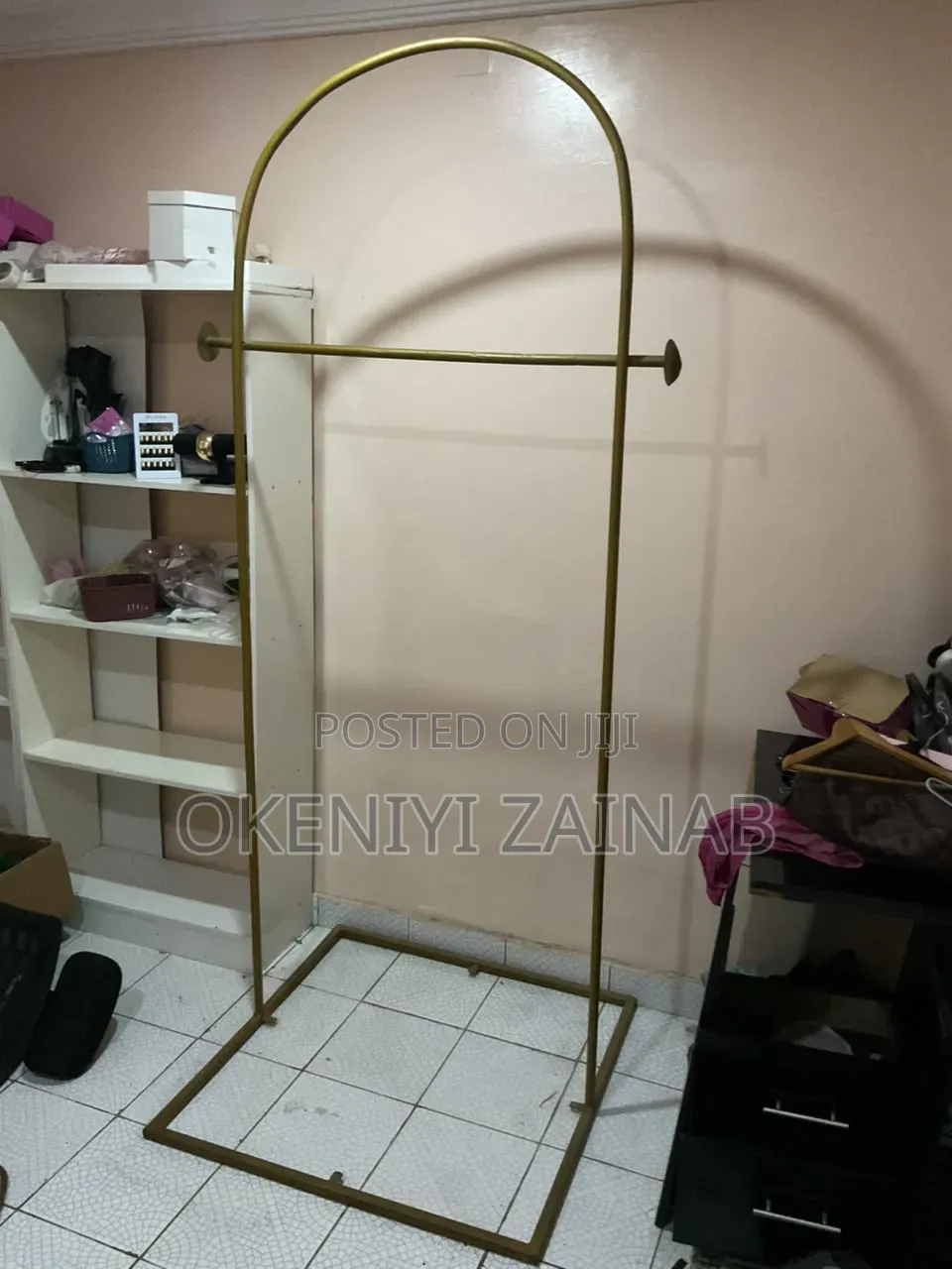 Gold Metal Clothes Rack / Boutique Display Rack