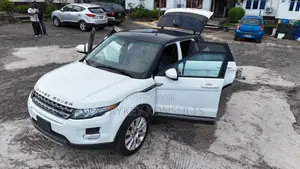 Land Rover Range Rover Evoque Pure 4dr SUV AWD (2.0L 4cyl Turbo 9A) White