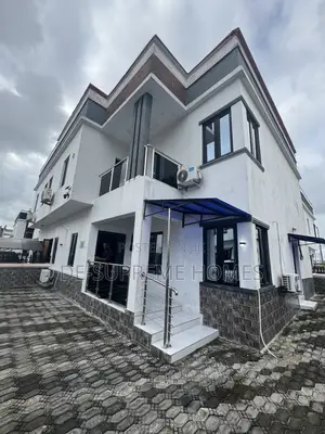 Furnished 4bdrm Duplex in Richland Estate, Lakowe for rent