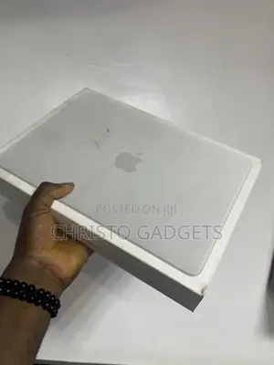 New Laptop Neo 8GB SSD 512GB