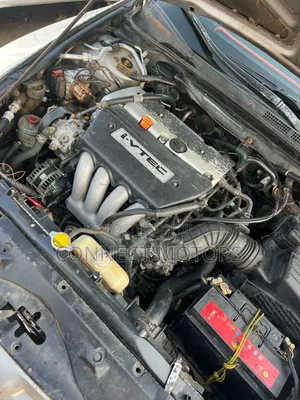 Honda Accord 2005 Silver