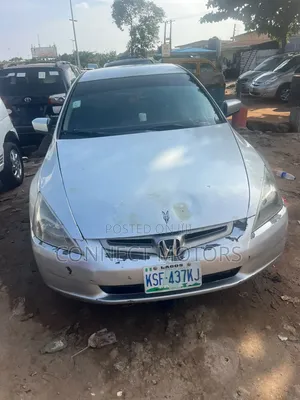 Honda Accord 2005 Silver