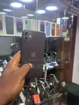 Apple iPhone 11 64 GB Black