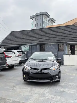 Toyota Corolla 2015 Black