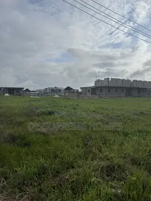 One (1) Plot of Land Available for Sale Inside Beechwood Estate