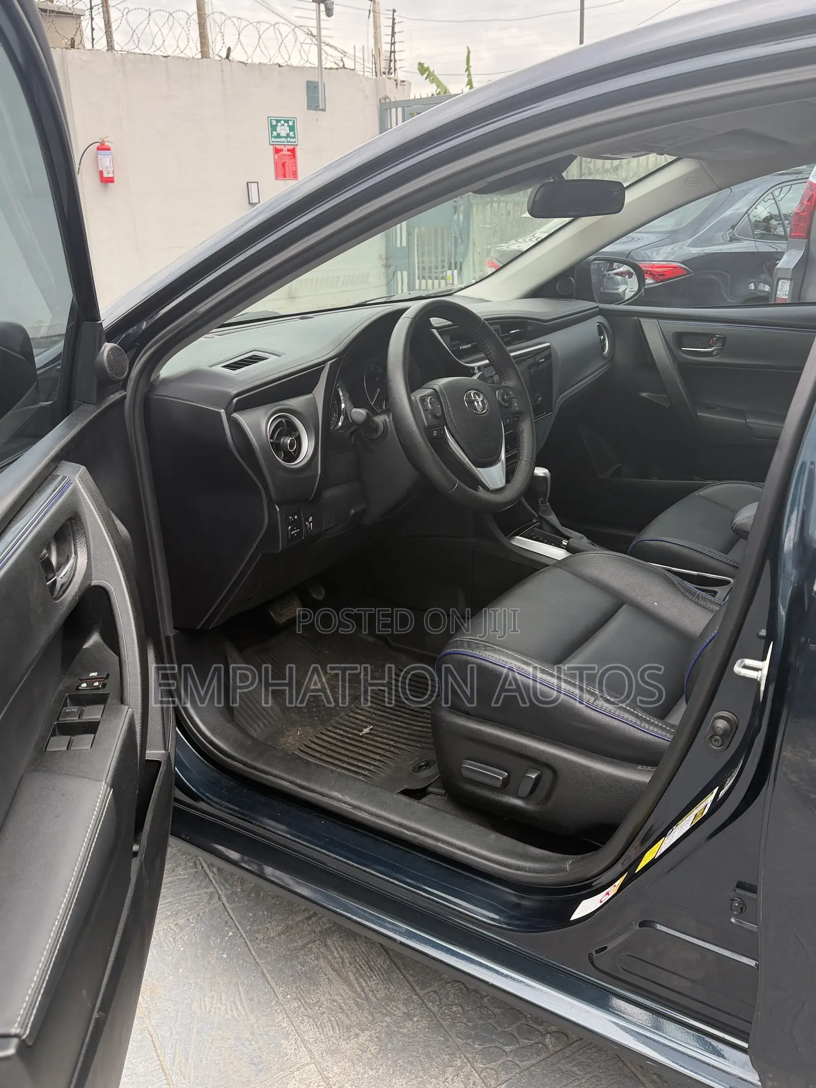 Toyota Corolla 2017 Black