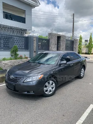 Toyota Camry XLE 4dr Sedan (2.4L 4cyl 5A) 2009 Gray