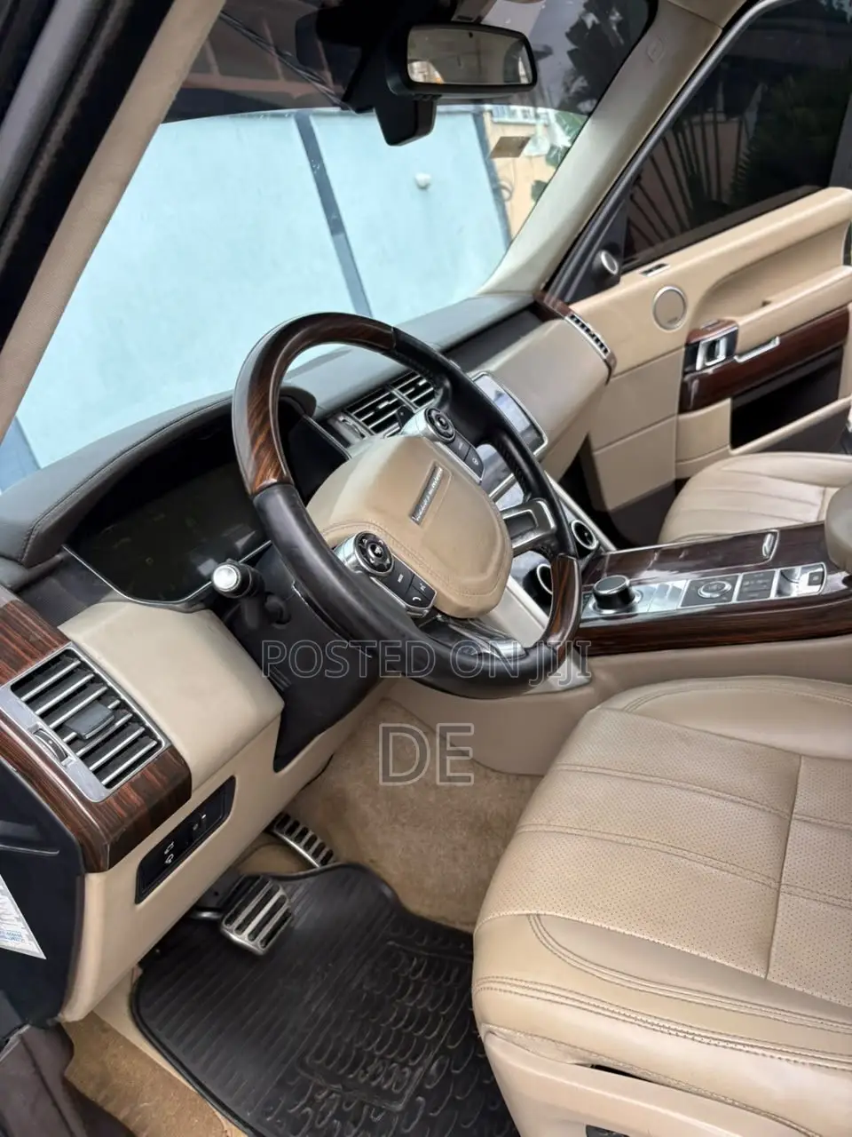 Land Rover Range Rover Vogue 2015 Black