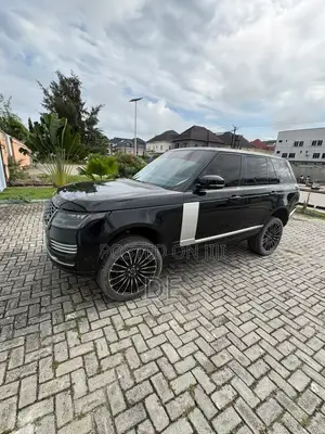 Land Rover Range Rover Vogue 2015 Black