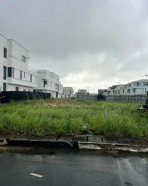 800sqm of Premium Residential Bareland