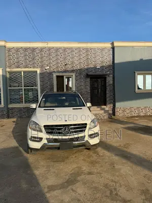 Mercedes-Benz M Class ML 350 4Matic 2012 White