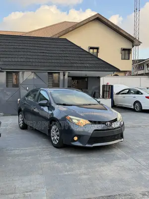 Toyota Corolla 2016 Gray