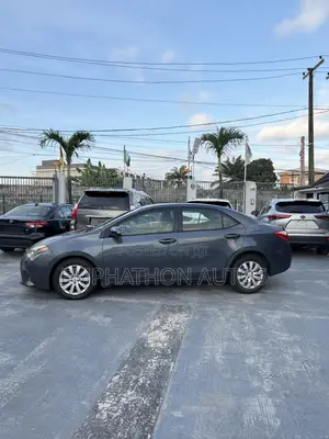 Toyota Corolla 2016 Gray