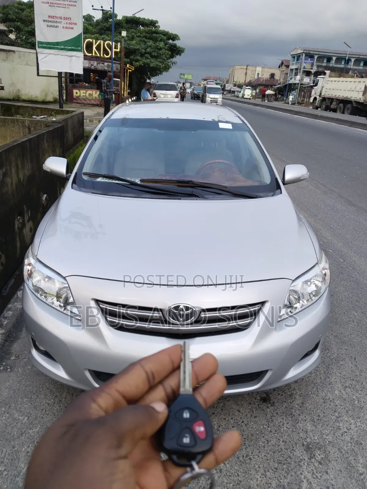 Toyota Corolla 2010 Silver