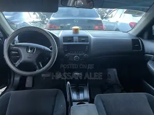 Honda Accord 2004 Gray
