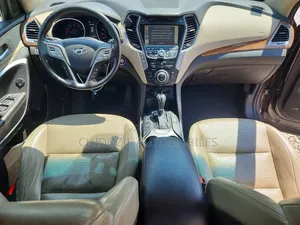 Hyundai Santa Fe Limited 4dr SUV AWD (3.3L 6cyl 6A) 2015 Brown