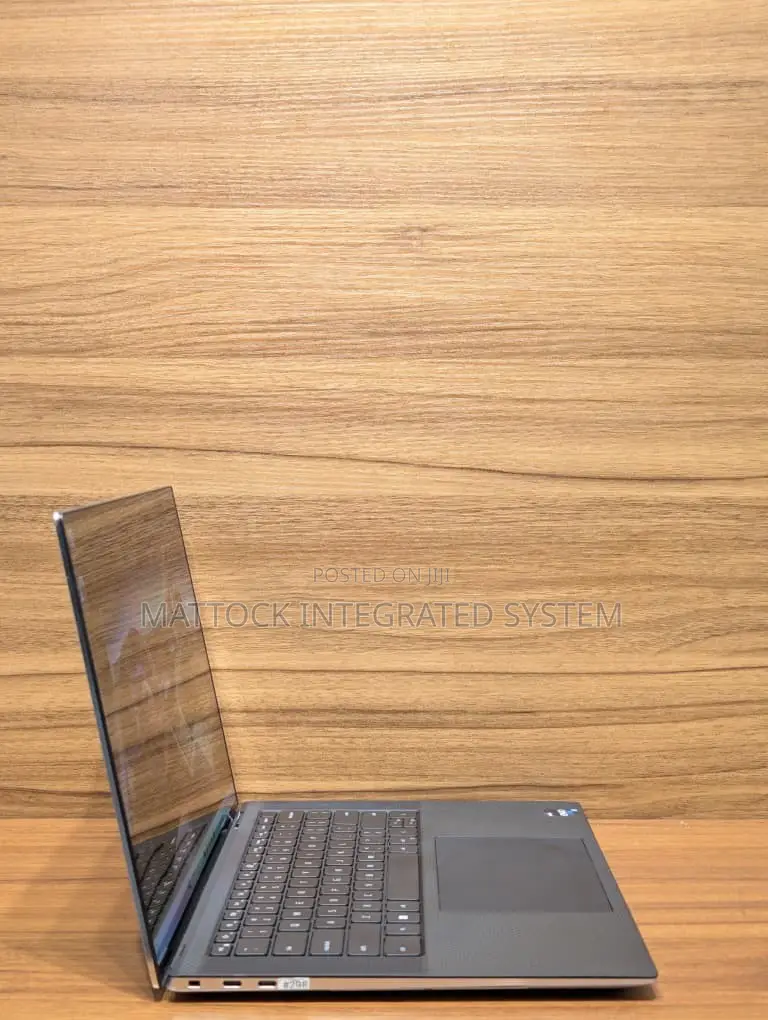 Laptop Dell XPS 15 9530 32GB Intel Core i9 SSD 1T