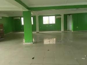 Self Serviced 121sqm Office Space