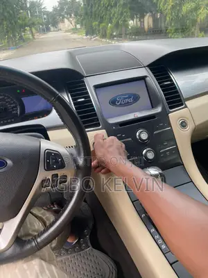 Ford Taurus 2013 Red