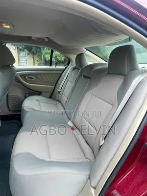 Ford Taurus 2013 Red