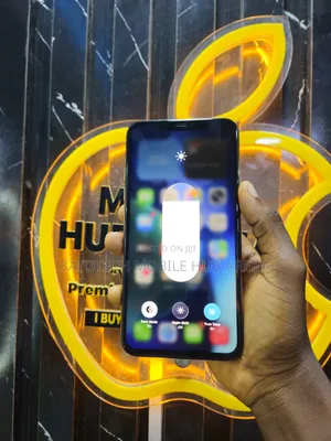 Apple iPhone 11 Pro Max 64 GB Gold