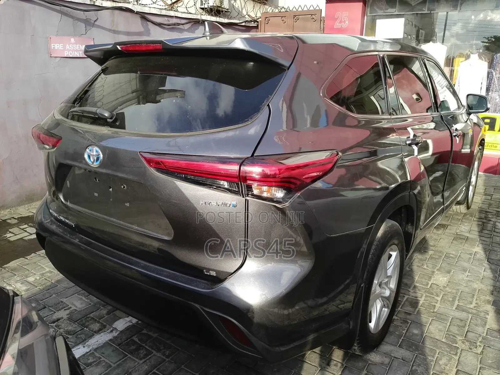 Toyota Highlander 2021 Gray