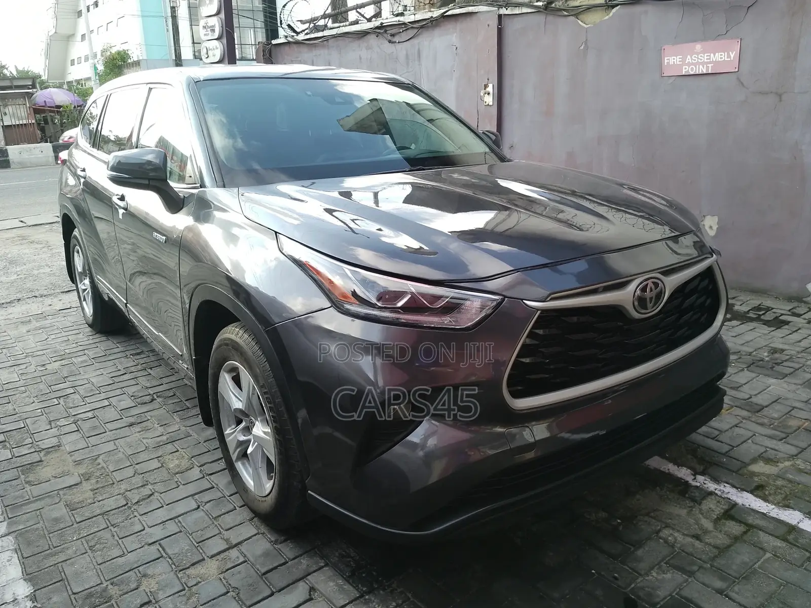 Toyota Highlander 2021 Gray