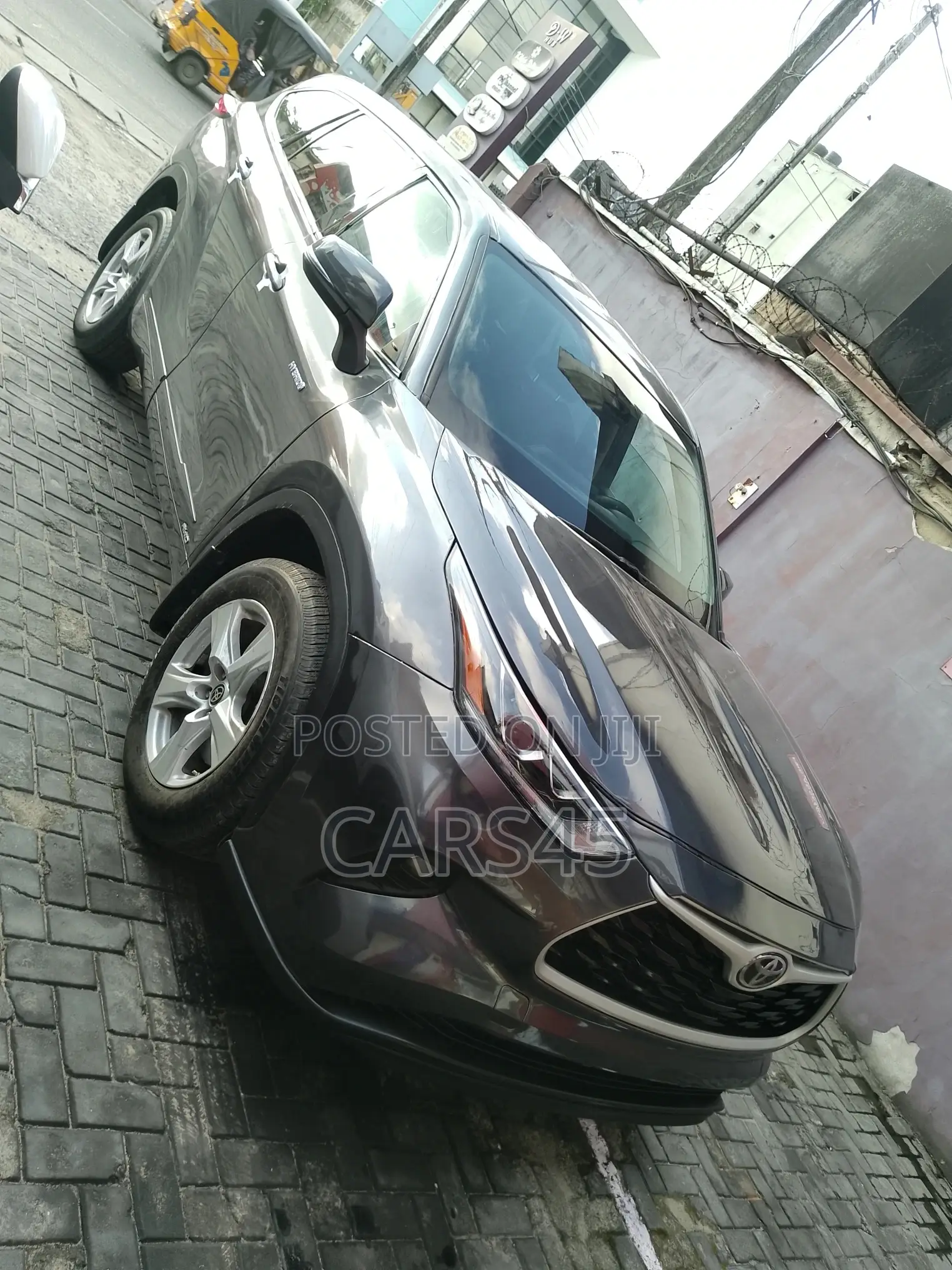 Toyota Highlander 2021 Gray