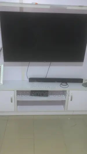 Hisense 55 Inches Smart TV