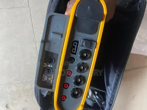 Fluke 1738