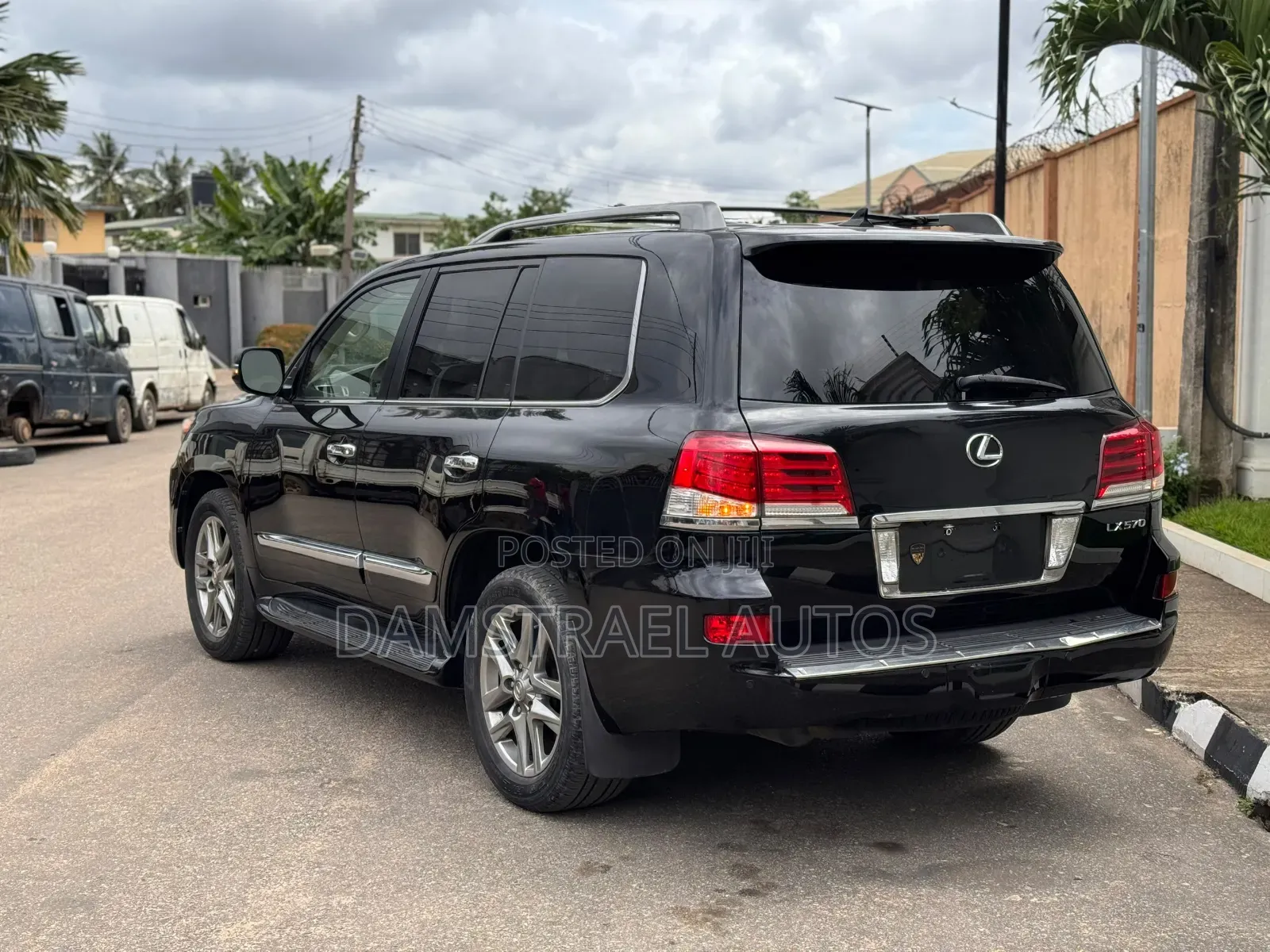 Lexus LX 2015 Black