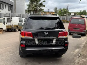 Lexus LX 2015 Black