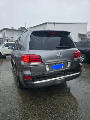 Lexus LX 570 AWD 2013 Gray