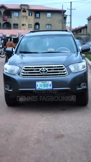 Toyota Highlander 2011 Blue
