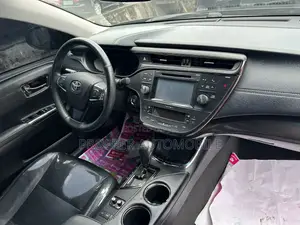 Toyota Avalon XLE (3.5L 6cyl 6A) 2018 Gray