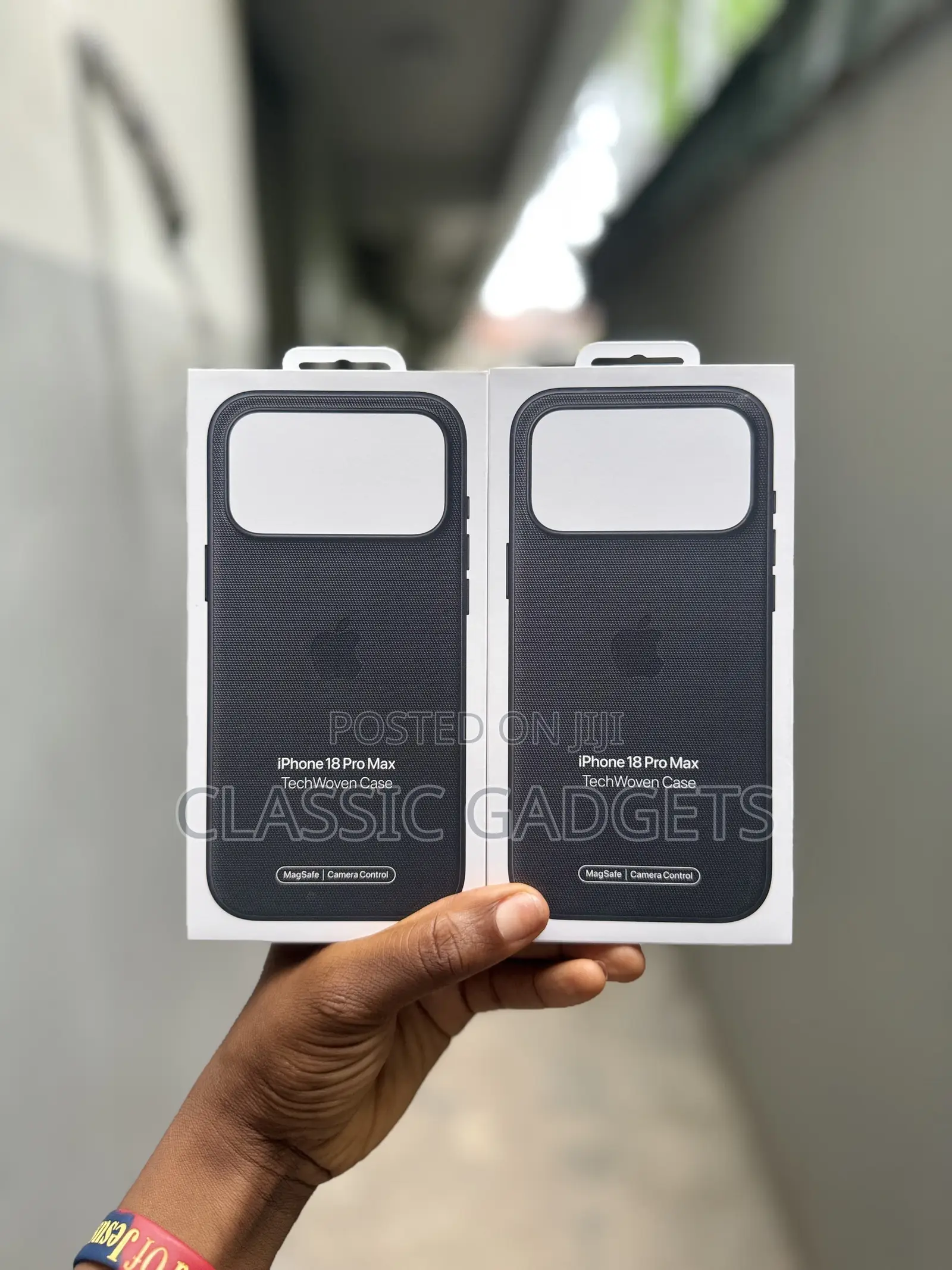 Official Apple Techwoven Case for iPhone 18 Pro Max