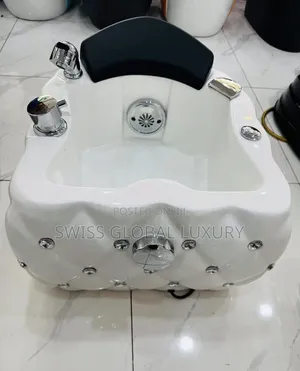 High Quality Pedicure Bowl, Available in Different Colors