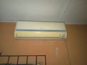 Used 2 HP Samsung Split Air Conditioner – Working, Needs Gas Refill