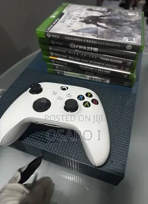 Xbox One S 500gb + 1 Pad Games: FIFA 23, AC Valhalla, Battlefield 1