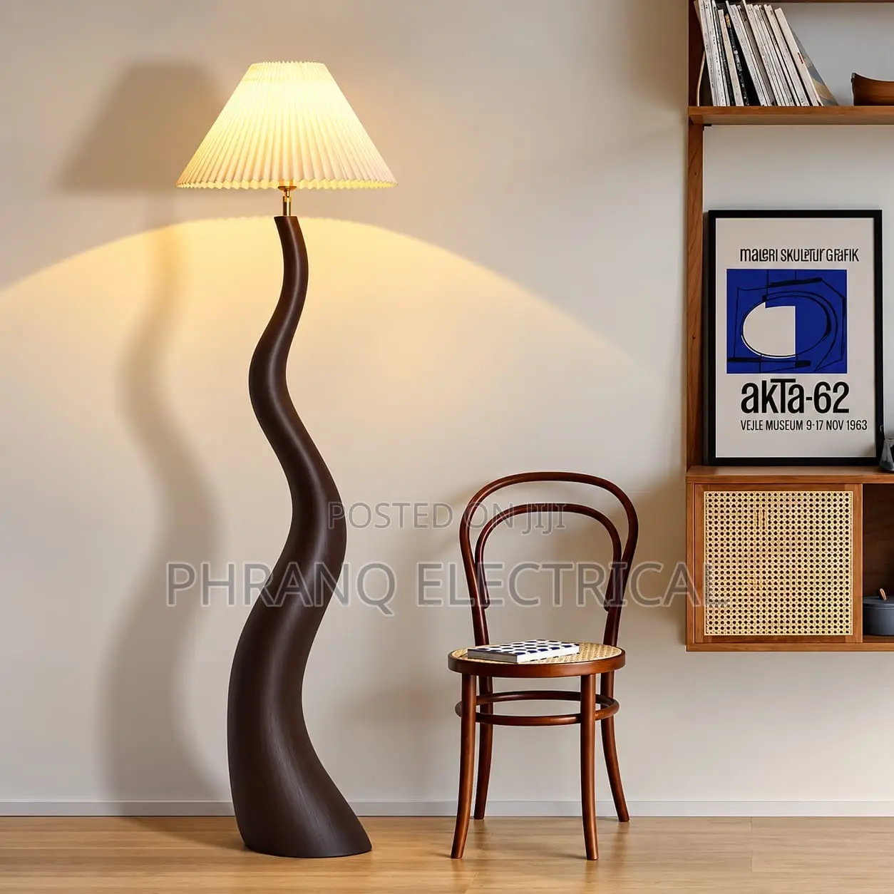 Minimalist Twisted Wood Grain Floor Lamp