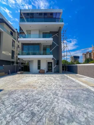 5bdrm Duplex in Banana Island for sale