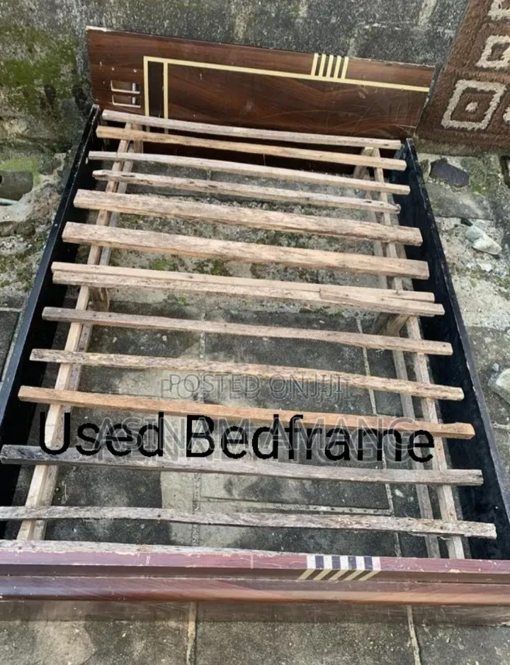 4.5 by 6Bedframe