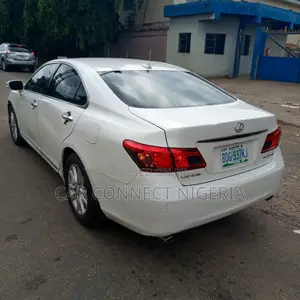 Lexus ES 350 2010 White