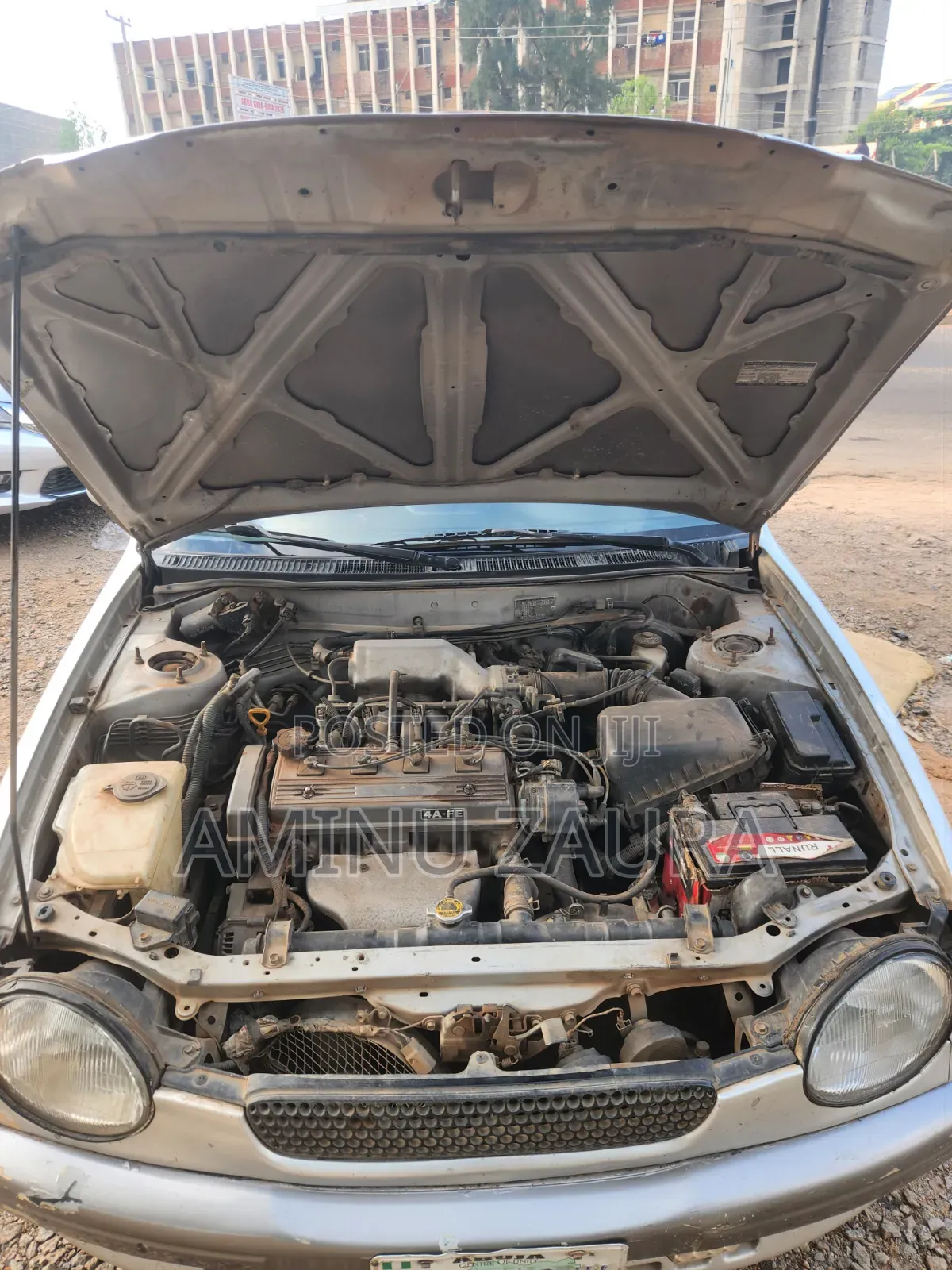 Toyota Corolla 2000 Silver