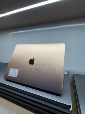 Laptop Apple MacBook Air 2018 8GB Intel Core i5 SSD 256GB