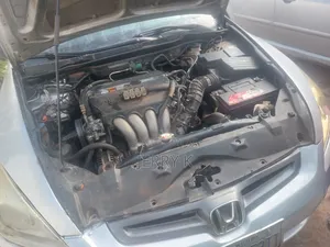 Honda Accord Automatic 2005 Gray