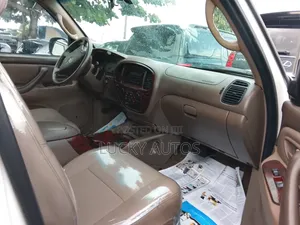 Toyota Sequoia 2004 Blue