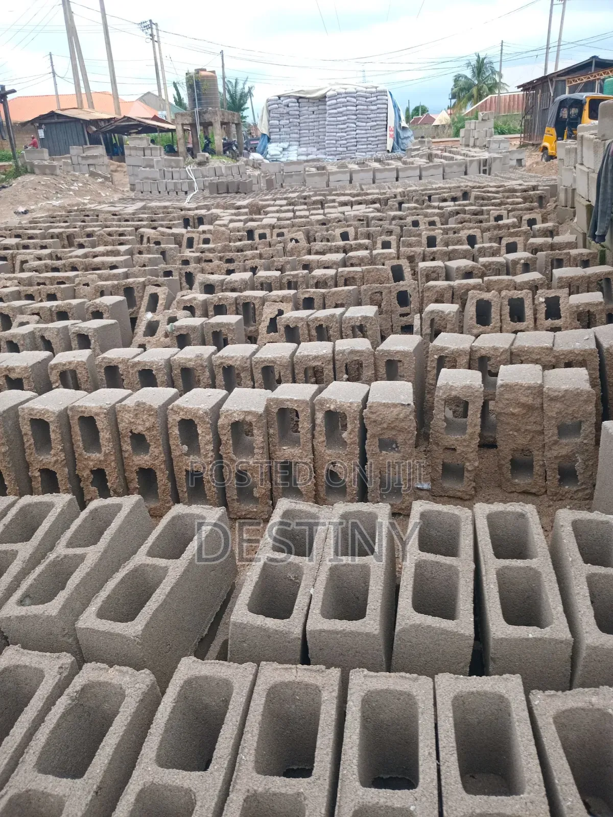 Major Block Distributor