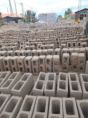 Major Block Distributor